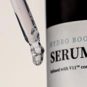 VILLAGE 11 FACTORY Hydro Boost Serum Ser de fata calmant - Hidratare intensa si efect anti-rid cu Acid Hialuronic, 50 ml