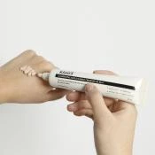 Illuminating Supple Blemish Crema Coloranta de fata BB cream SPF 40