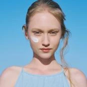 SKIN1004 SPF TO GO Ser Solar pentru Fata Water-Fit SPF50+ - Protectie UV si Hidratare cu Centella Asiatica, 15ml