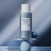 SKIN1004 Madagascar Centella Hyalu-Teca Glass Skin Milk, 210 ml - Esenta formulata cu hialuronat de sodiu si Centella Asiatica, care contribuie la hidratarea pielii si la metinerea confortului cutanat