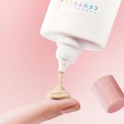 Madagascar Centella Poremizing Velvet Finish Sunscreen Crema de fata SPF 50+ PA++++ 50 ml