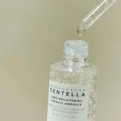 SKIN1004 Madagascar Centella Tone Brightening – Ser de Față Capsule Ampoule, 30 ml | Iluminare și Hidratare Intensivă