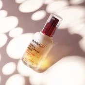 CENTELLIAN24 Madeca Vital Capsule Serum ser de fata - hidratare si luminozitate, 50 ml