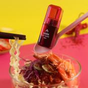 BLACK ROUGE Mara Hot Water Tint - nuantator pentru buze lichid, creat pentru a oferi buzelor o culoare intensa si de lunga durata, cu efect de plumping si racorire, cu fixare rapida in 30 de secunde si rezistent la transfer - 4.5 gr - LV05 Panic Mara