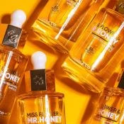 BANILA CO Miss Flower and Mr. Honey Ser pentru fata cu Propolis - Hidratare Intensiva si Stralucire, 50 ml