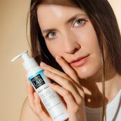 ELYN'S LAB Must-have - gel de curatare a fetei formulat cu fosfolipide si pantenol, care contribuie la indepartarea machiajului si la curatarea delicata a pielii - 100 ml