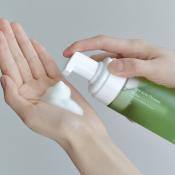 CELIMAX Noni Acne Bubble Cleanser, 155 ml - spuma de curatare formulata cu extract de noni si BHA, care contribuie la indepartarea impuritatilor si a excesului de sebum si la metinerea confortului pielii