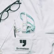 DR.NINETEEN PoreXsome ReDRN Exosome Ampoule 2x15 ml - Ser de fata formulat cu PDRN si retinol, care contribuie la ingrijirea porilor dilatati si la mentinerea fermitatii pielii