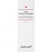 MEDICUBE Red Foam Cleanser - spuma de curatare formulata cu acid salicilic si extract de Sophora Angustifolia, care contribuie la curatarea porilor si la metinerea echilibrului pielii - 120 ml
