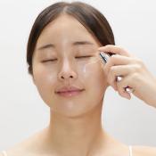 VT COSMETICS Reedle Shot Lifting Serum ser de fata - fermitate si hidratare, 30 ml