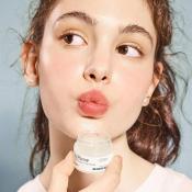 Refresh AHA BHA Vitamin C Lip Plump Balsam de buze volumizant