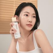 MIZON Rice Water Milky Glow Toner, 150 ml - Toner de fata formulat cu apa de orez Haiami si Rice Bran PDRN, care contribuie la hidratare si la metinerea confortului pielii si la imbunatatirea aspectului tonului neuniform si la netezirea texturii pielii