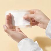 BAREN Shea Butter Sleeping Heel Patch, 2 buc - benzi pentru talpi formulate cu shea butter si acid hialuronic, care contribuie la hidratarea calcaielor uscate si la mentinerea confortului pielii pe timpul noptii