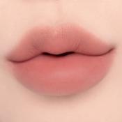 BANILA CO Smudging Lip Pencil, PK01 Nude Rose - Creion contur buze formulat cu silica si mica, care contribuie la conturarea, definirea si colorarea buzelor cu finisaj mat, fin si usor difuz