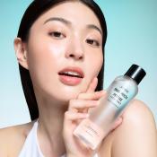 JUMISO Snail Mucin + Peptide Facial Toner, 205 ml - Toner de fata formulat cu filtrat de secretie de melc si gluconolactona, care contribuie la hidratarea, calmarea si echilibrarea pielii si la mentinerea nivelului optim de hidratare si a echilibrului pielii dupa curatare