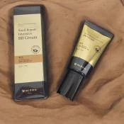 Mizon Snail Repair Intensive Crema BB SPF 50 PA+++ Natural - Hidratare Intensa si Protectie UV, 25 ml
