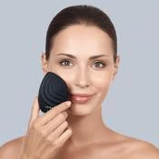 GESKE Sonic Facial Brush 5 in 1 – Aparat Sonic pentru Curățarea Tenului, Negru | German Beauty Tech