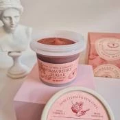 SKINFOOD Strawberry Sugar Masca exfolianta cu extract de capsuni - Curatare pori si luminozitate ten, 120 gr