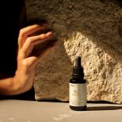 SKINTEGRA Superba C, 30 ml - Ser de fata formulat cu vitamina C si vitamina E, care contribuie la reducerea stresului oxidativ al pielii si la metinerea tonusului uniform al pielii