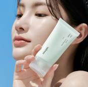 CELIMAX THE Real Cica Soothing Cream, 50 ml - crema de fata formulata cu Centella Asiatica si Niacinamida, care contribuie la calmarea pielii sensibile, deshidratate, predispuse la roseata sau imperfectiuni si la metinerea confortului pielii afectate de caldura, iritatii sau dezechilibru
