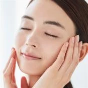 MAJESTA Treatment Milk Lotiune Hidratanta pentru Fata 80 ml - Hidratare Intensa si Protectie Antioxidanta, 80 ml