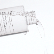 VT COSMETICS TX-Toning Toner toner - luminozitate si hidratare, 200 ml