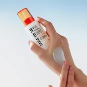 SOME BY MI V10 Hyal Antioxidant Sunscreen crema de fata - hidratare si calmare, 40 ml