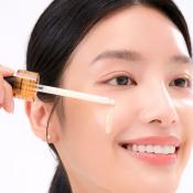 Vitamin Derma Ampoule Brightening Ser de fata cu efect de iluminare 50 ml