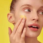 EQQUALBERRY Vitamin Illuminating Serum ser de fata - uniformizare si hidratare, 30 ml