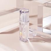 BANILA CO Volume Lip Plumper, Light - Luciu de buze formulat cu Vanillyl Butyl Ether si extract din radacina de Anemarrhena Asphodeloides, care contribuie la efectul de volum si la metinerea confortului buzelor