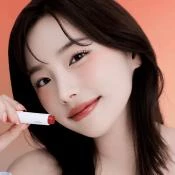 SKYBOTTLE Volumizing Color Balsam de Buze 01 Dewy Rose - Volum Instant si Hidratare Intensa, Efect Gradual, 3.5 g