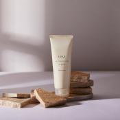 LUQUE W Cleansing Creme - crema de curatare formulata cu ulei de nuca de macadamia si extract de scoarta de Tabebuia Impetiginosa, care indeparteaza machiajul, murdaria si sebumul si la metinerea unui nivel optim de hidratare - 150 gr