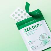ACROPASS ZZA DOT - plasturi formulati cu BHA (acid salicilic) si ulei de Tea Tree, care contribuie la ingrijirea locala a zonelor cu imperfectiuni si la metinerea zonei curate - 45 buc