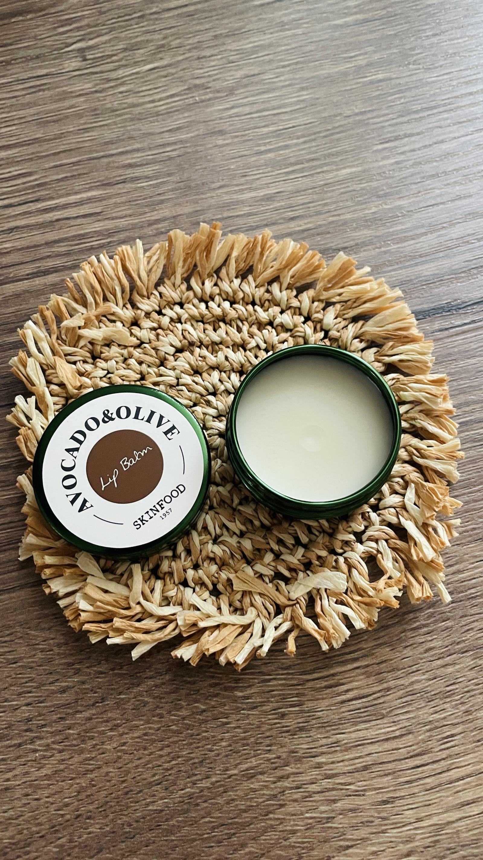 SKINFOOD Avocado & Olive Balsam de buze hidratant