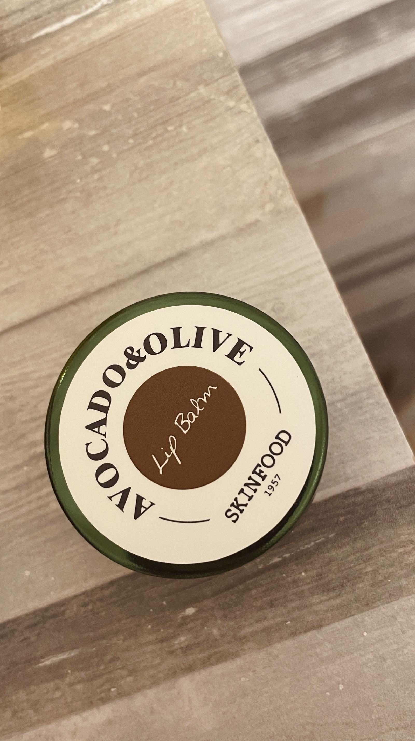 SKINFOOD Avocado & Olive Balsam de buze hidratant