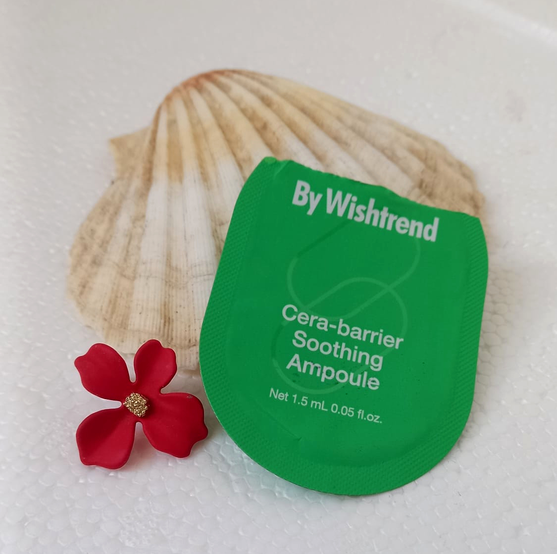 By Wishtrend Cera-barrier Soothing Ampoule Ser de fata pentru piele iritata si sensibila 30 ml