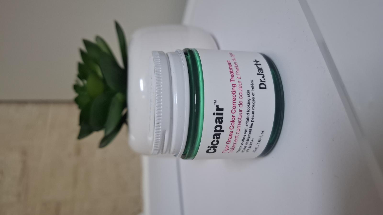 DR.JART+ Cicapair Tiger Grass Color Correcting Treatment Crema de fata corectoare SPF 22 50 ml