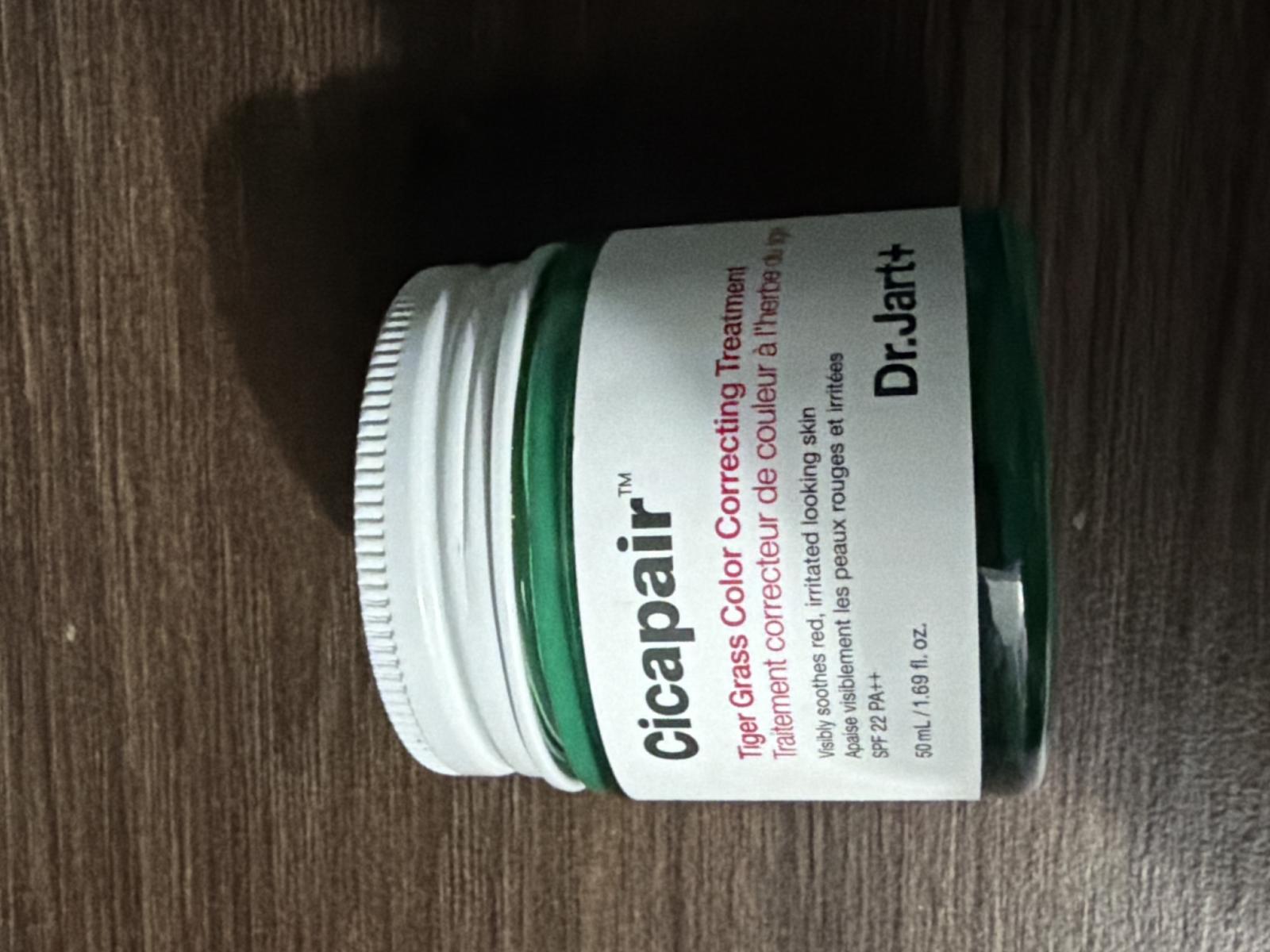 DR.JART+ Cicapair Tiger Grass Color Correcting Treatment Crema de fata corectoare SPF 22 50 ml