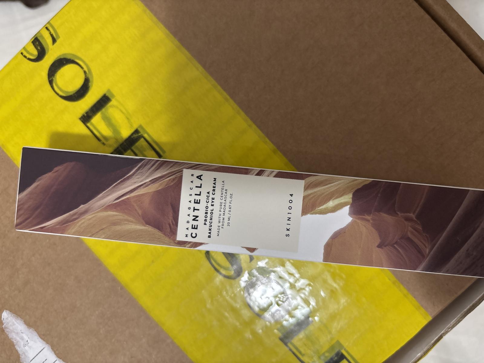 SKIN1004 Madagascar Centella Probio-Cica Bakuchiol Eye Cream Crema contur ochi antirid 20 ml