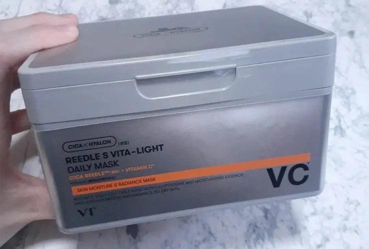 VT COSMETICS Reedle Shot Vita-Light Mask Set 30 de masti de fata 30 buc