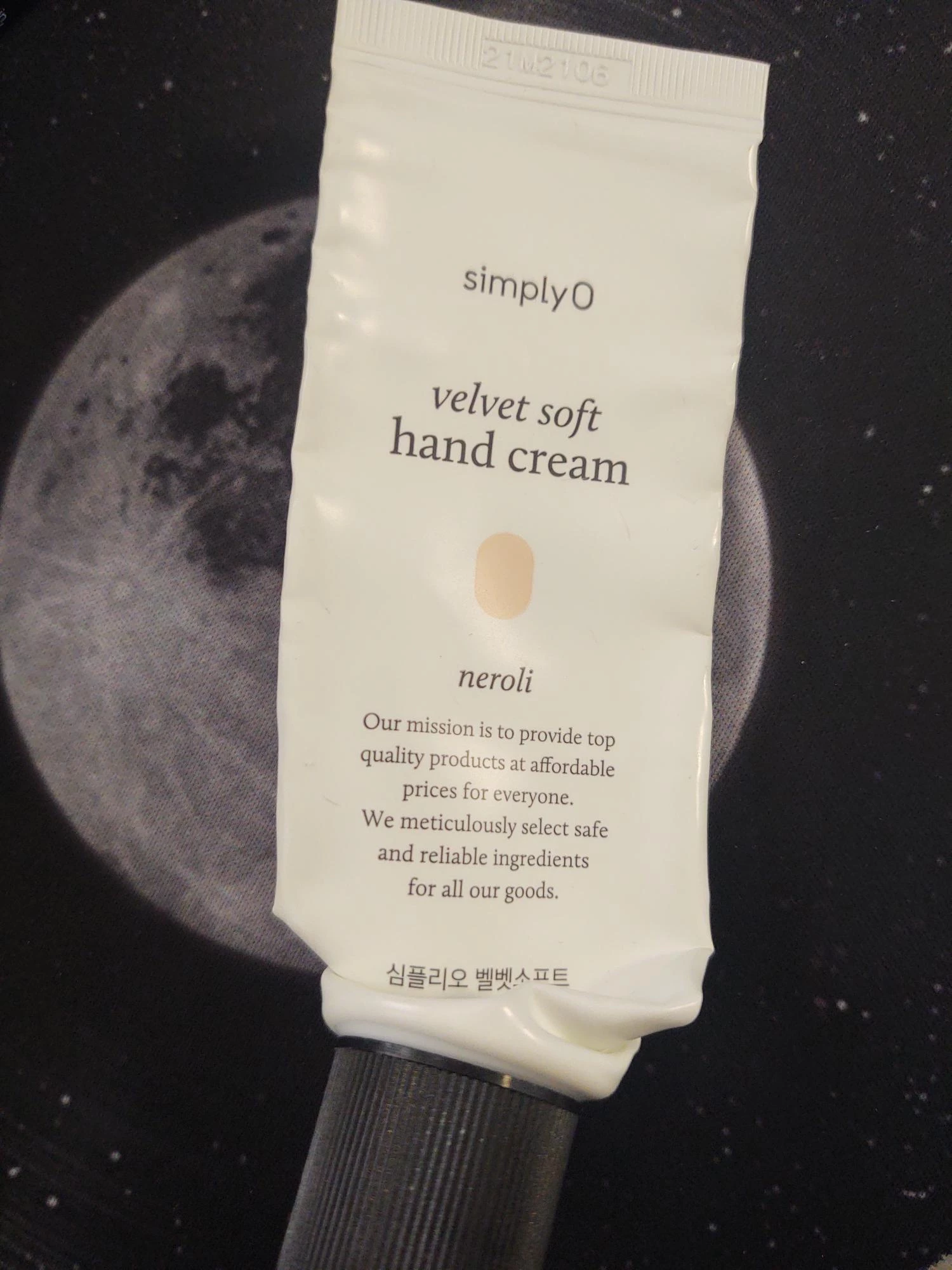 SIMPLYO Velvet Soft Hand Cream Neroli Crema de maini 50 ml